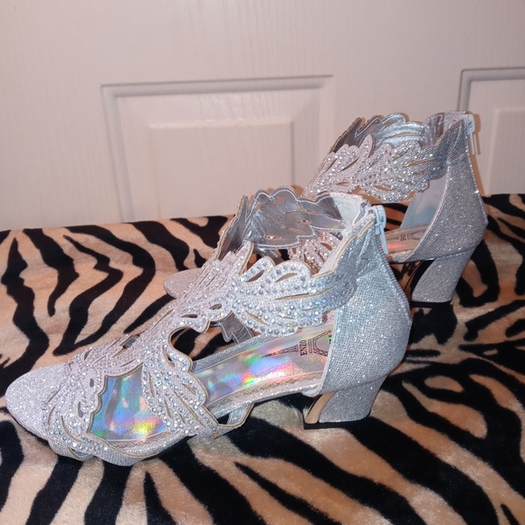 Enzo Romeo sparkle rhinestone heels NWOT size 7 - Picture 2 of 5